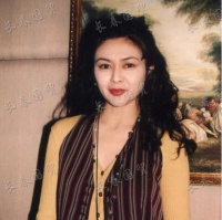 “香港第一美女”近照曝光，步入花甲之年的她变成这样了