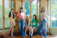 韩国新人女团New Jeans出道专辑预售销量突破44万张
