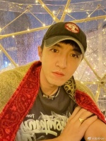 金瀚让粉丝叫他型男就行：现在帅哥这字不提贴我