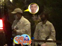 黄渤携全家为女儿庆生！妻子小欧身材略显臃肿，女儿长相酷似黄渤