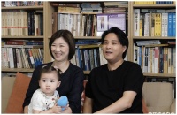 港姐袁弥明大嫂登报脱离翁媳关系，一家人立场不同！