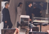 刘亦菲参加活动现场照曝光，路人无修生图暴露了她35岁的真实状态