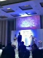 老外看中国:福建新郎在回忆时,播放新娘与姐夫发生关系视频