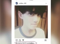 有网友扒出来向涵之ins点赞过吴磊的自拍……