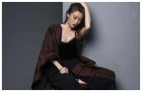 谢贤想把女儿嫁给他，却被谢婷婷嫌弃不上进，如今儿女双全很幸福
