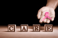 姚贝娜查出乳腺癌时是早期，化疗后已痊愈，为何人最后还是没了？