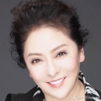 向太发长文感叹：做人傻才幸福 太聪明会累