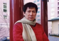 他31岁娶69岁美国大妈，大妈去世后获得巨额遗产，为我国狂捐6亿