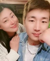 51岁李菁菁和小22岁丈夫闹离婚，有6大原因，年龄差非主因