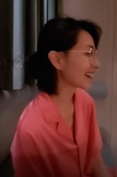 万茜微博直播女儿意外加入 小奶音背古诗乖巧可爱