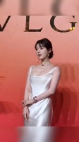 性感女神。赵露思 丰满迷人，身材火辣。33太养眼了