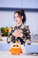 小天后养鲜肉反被大佬渣？迪丽热巴捧龚俊？陈飞宇被压戏？张绍刚口碑差？姨太问答