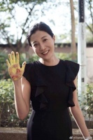 吴绮莉发文称赞女儿的心很美，母女关系开始破冰，有望实现团聚
