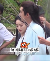赵丽颖林更新与凤行路透曝光，吊威亚有说有笑，二搭对剧本很默契