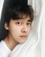 李易峰多次嫖娼被行政拘留，曾说最宝贝的东西是贞操