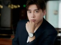 作为世俗眼中的“高质量男性”，李易峰为何冒险去犯错，实属不该