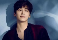 李易峰翻车早有预兆，意外牵出娱圈17位艺人，如今还能全身而退？