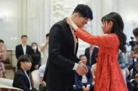 七匹狼公子与特步小女儿联姻，福建上市公司老板热衷强强联合？