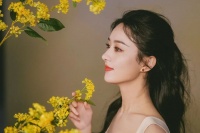 S小生混大佬局求跳槽？赵丽颖林更新玩得嗨？金晨换CP了？陈乔恩退圈了？姨太问答