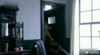 哈哈，你这么小，不该出来