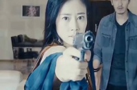 男子跟陌生女人接吻，从此吻上瘾啦！