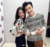 陈乔恩携老公现身乔任梁墓园，乔妈超感动：她每年都来