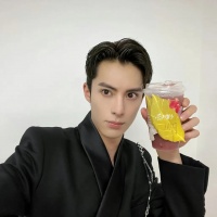 王鹤棣被张翰捆绑？张艺兴闯海外捞金？钟楚曦恋情被坑？王子异没人捧了？孟子义走黑红路线？李浩菲沉迷演戏？