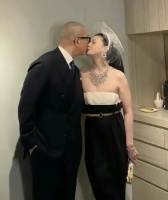 具俊晔用中文公开表白爱妻：“老婆我爱你”，大S高调回应