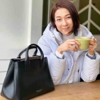 “亲民女神”只是人设？钟嘉欣被幕后员工吐槽：个性虚伪业内公认