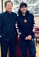 69岁刘晓庆近况曝光，与80岁老公恩爱如初，深厚感情令人羡慕