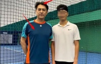 靳东打网球被偶遇！脸色蜡黄还有黑眼圈，引起网友热议
