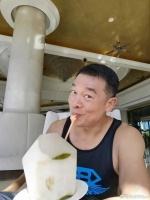 知名港星近况曝光！做婚礼表演嘉宾表现夸张，网友：像去砸场的