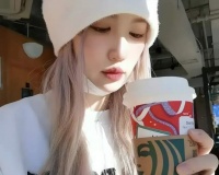 马蓉成功移民澳大利亚，36岁打扮如同少女，在国外生活不会被人骂