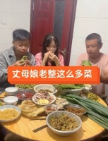 谢永强携小12岁美妻回农村娘家，和岳父像同辈，1岁女儿可爱像妈