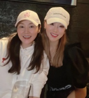 52岁万绮雯近况曝光，淡出演艺圈弃艺从商，一脸冻龄被赞少女