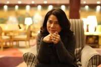 私下参加婚宴的董明珠，一组流出的偷拍照打脸了多少社交达人