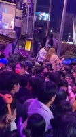 3年来第一次举办万圣节活动，首尔梨泰院当晚的人群拥挤程度……