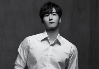 24岁韩国演员李智汉，梨泰院遇难，PD101出身，曾出演网剧男主角