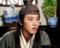 55岁知名港星近况曝光！晒短片悼念金庸先生，身形发福明显