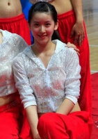 奶茶妹妹10年前健美操旧照曝光，舞姿优美充满青春活力