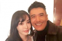 她是周润发的干女儿，被港媒称为小邱淑贞，19岁被王晶相中而走红