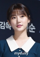 金赛纶酒驾车祸赔偿耗尽积蓄 被曝在咖啡店打工