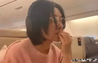 许晴素颜照曝光，状态沧桑五官平庸，与普通妇女毫无差别！