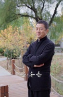 李亚鹏首次晒小女儿照片！肉乎乎可爱脸，隔空嘟嘴亲吻温情四溢