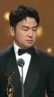 雷佳音 第14届金鹰奖 获奖感言太逗太幽默了 这话筒不听话呀