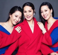 汪诗诗嫁给功夫巨星甄子丹 汪圆圆嫁给豪门阔少 她们母亲功不可没