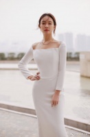 34岁焦俊艳新恋情曝光！深夜与男子勾肩搭腰亲密，腻歪劲胜似热恋