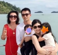 汪小菲妈妈三年未见孙子孙女，自曝孩子跟奶奶感情深经常视频联络