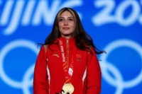 19岁谷爱凌才貌双全，网传其将参加巴黎名媛舞会，给中国人长脸