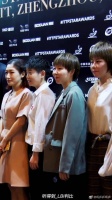 国乒男女团颁奖典礼大合影，这颜值也太能打了！